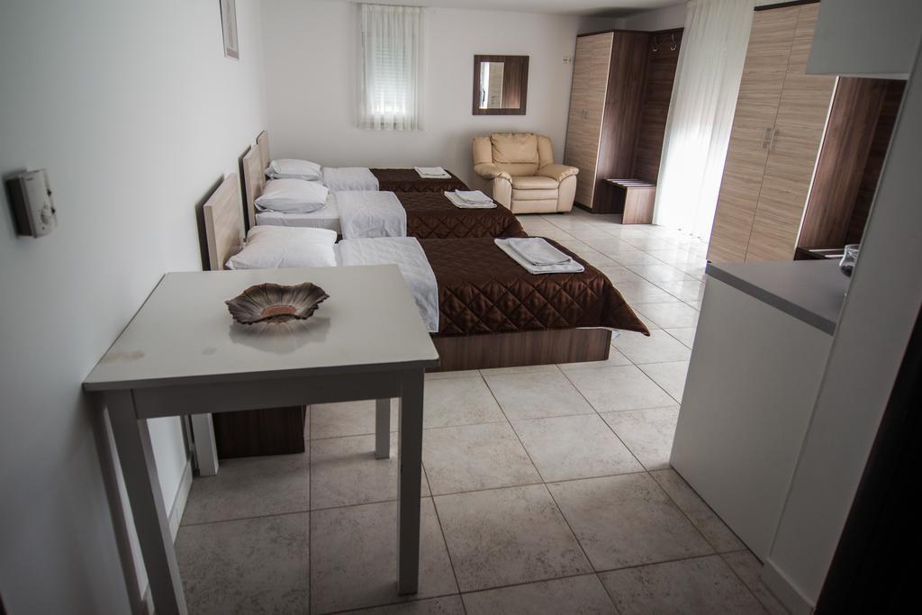 Hotel Lux Меджугорье Номер фото