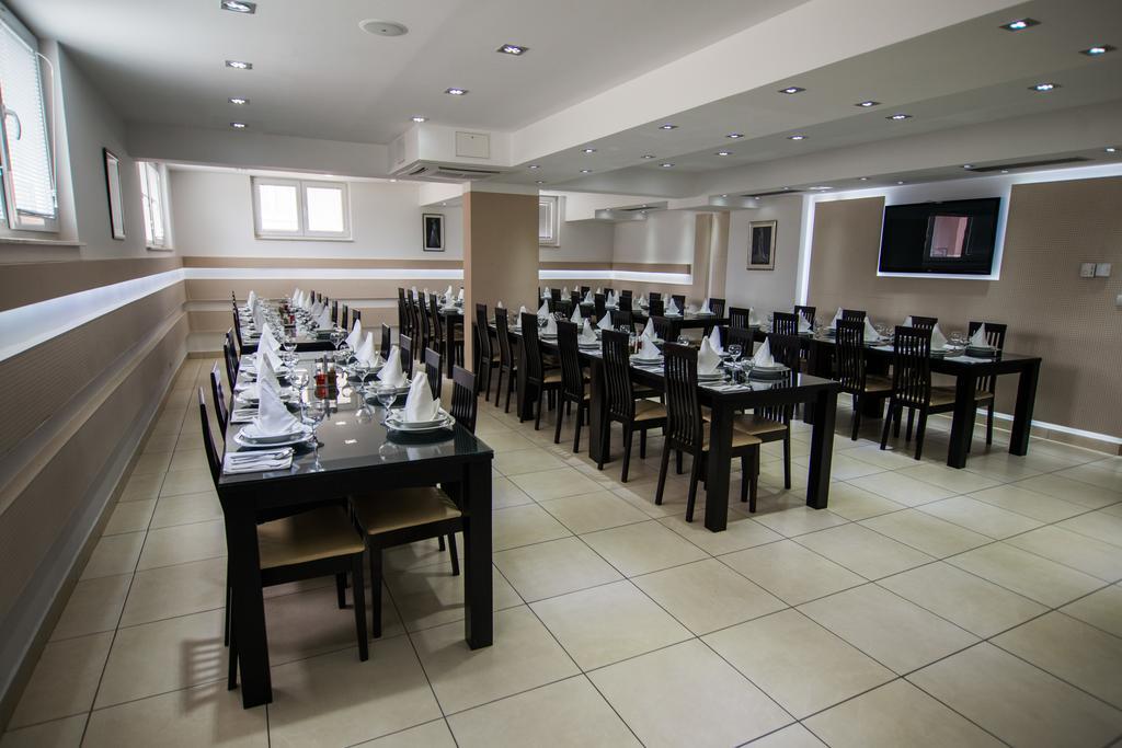 Hotel Lux Меджугорье Экстерьер фото