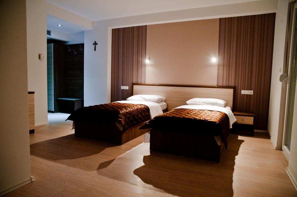 Hotel Lux Меджугорье Номер фото