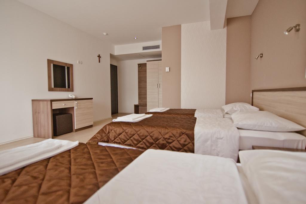 Hotel Lux Меджугорье Номер фото