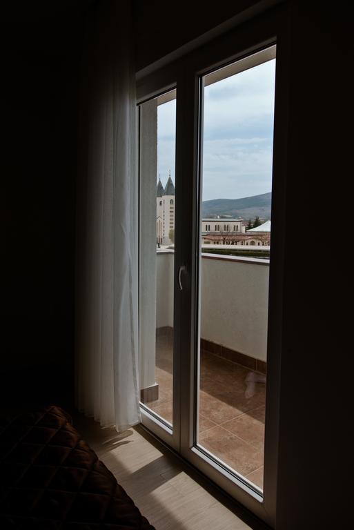 Hotel Lux Меджугорье Номер фото